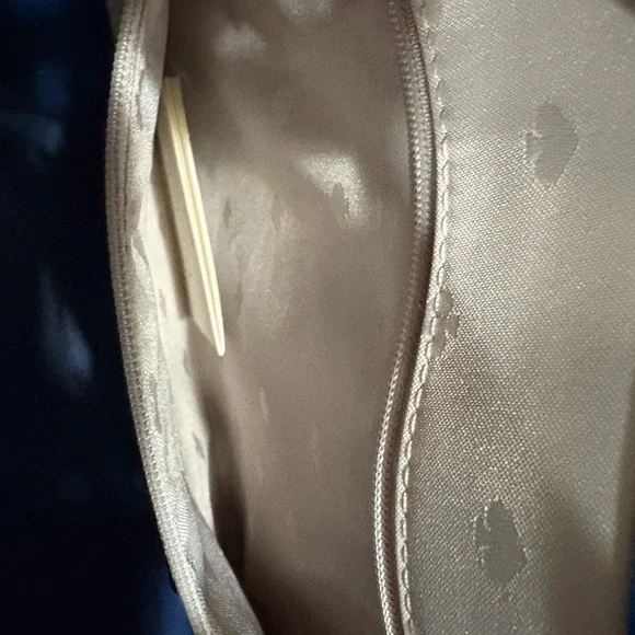 EUC Kate Spade white tote - Picture 7 of 16